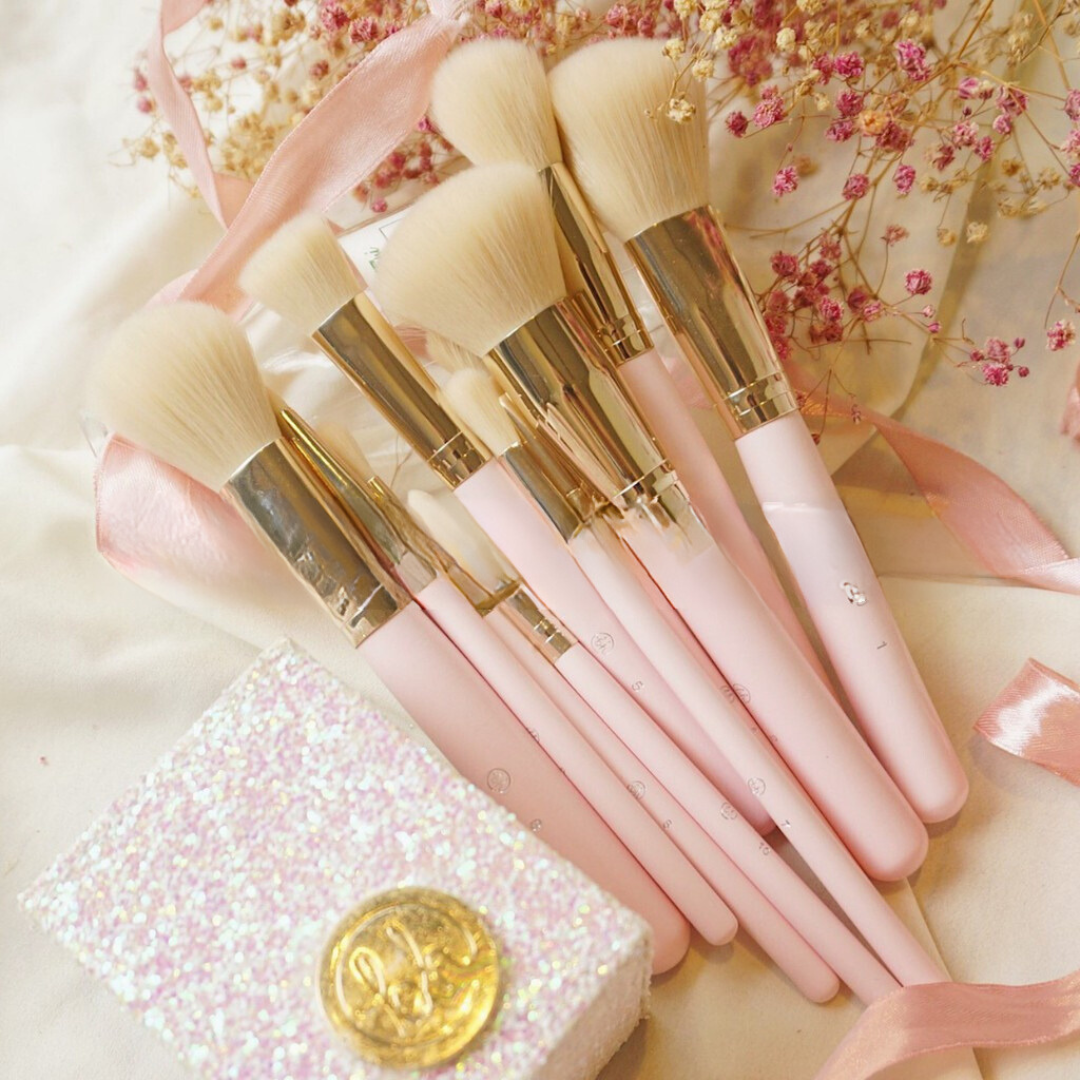 Pink Velvet Luxe Brush Ensemble - Buy Now Pakistan