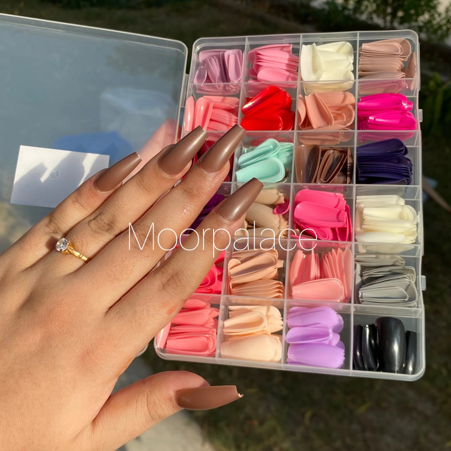 576 artificial nails box