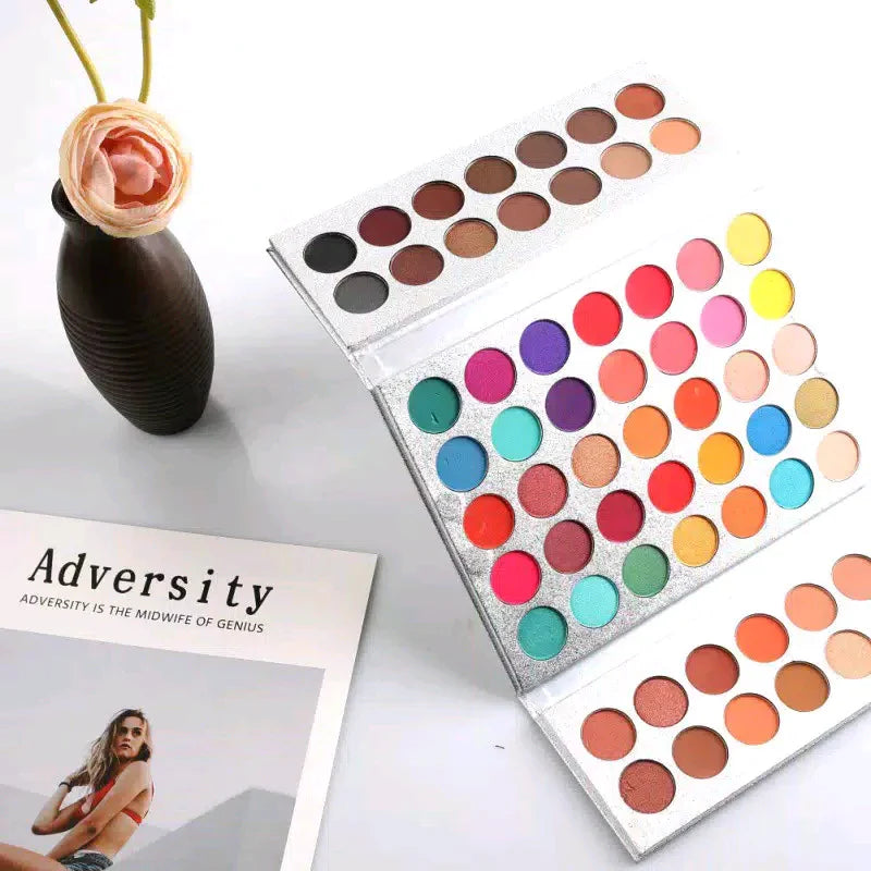 Beauty Glazed gorgeous me eyeshadow tray - Buy Now Pakistan